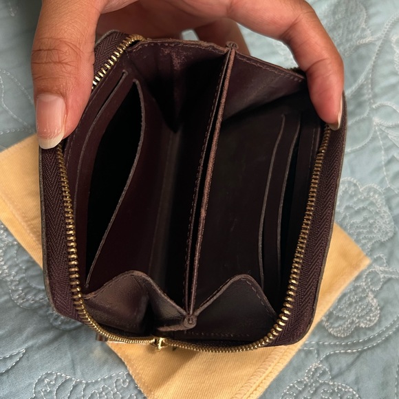 Louis Vuitton Amarante Zippy Vernis Compact Wallet - Picture 7 of 13